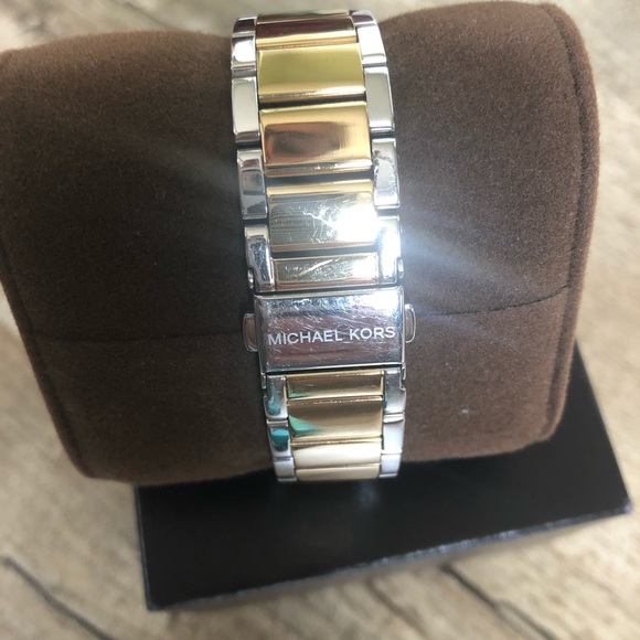 Michael Kors Parker two tone crystal bezel watch - Picture 4 of 5